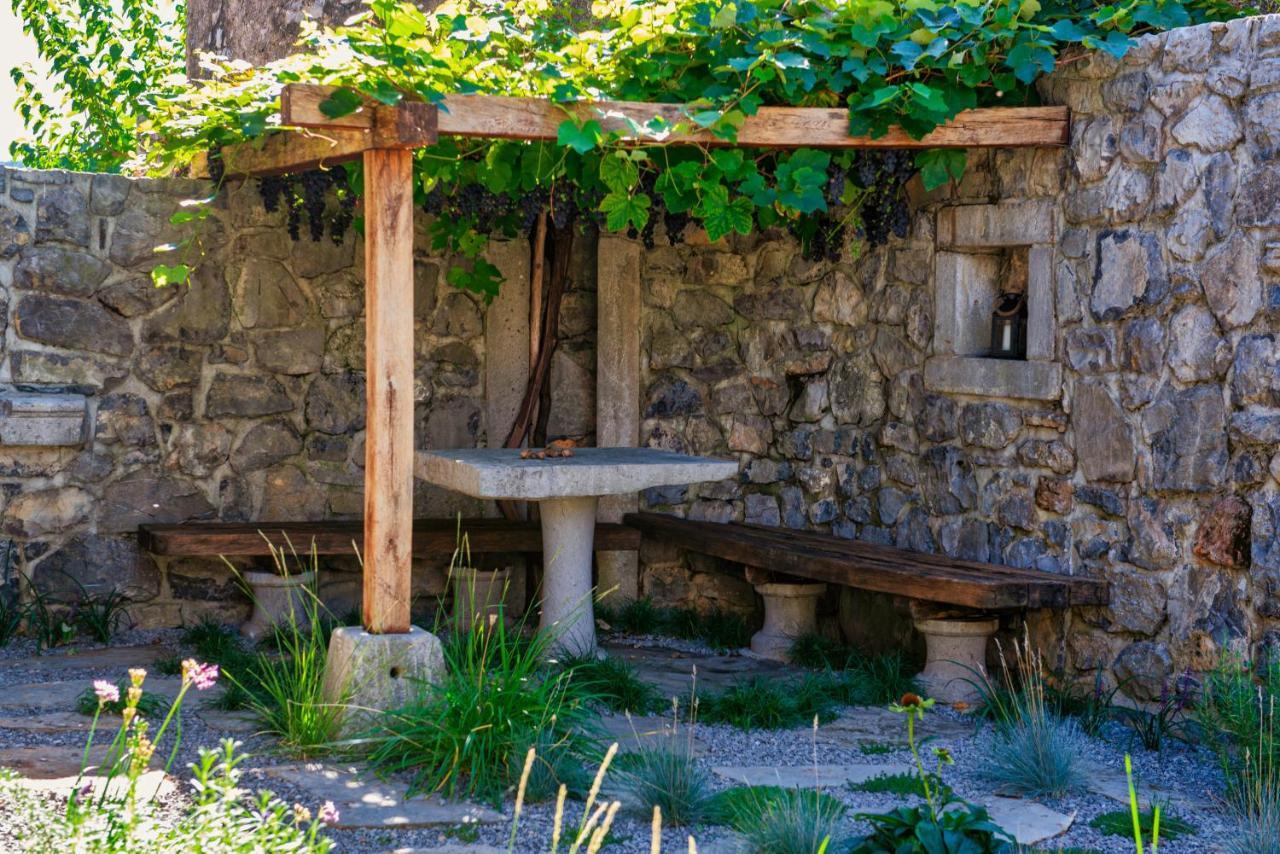 Karst House Zan Pliskovica With Private Pool Villa Dutovlje Екстериор снимка